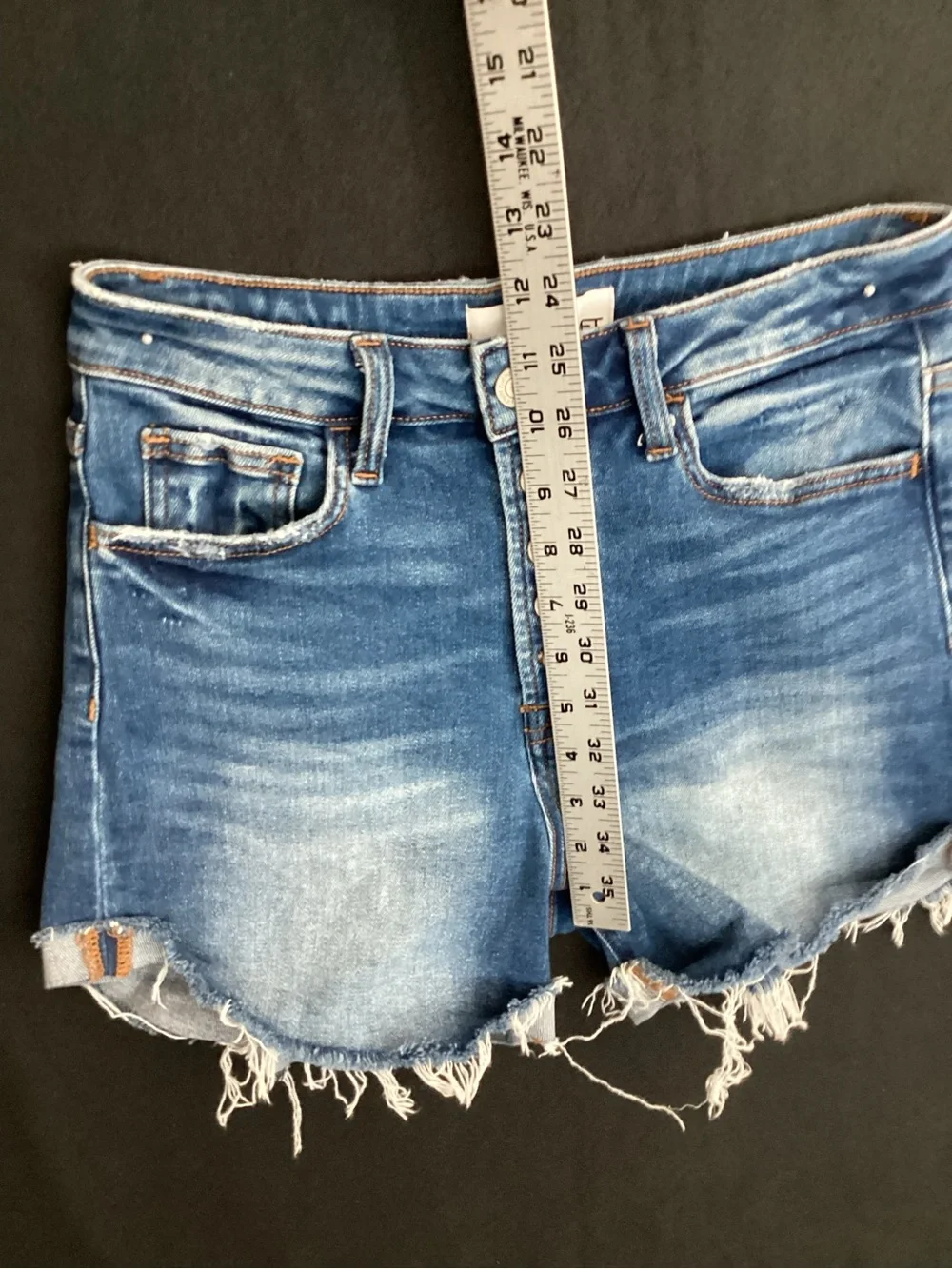 Vervet button fly Jean shorts size small